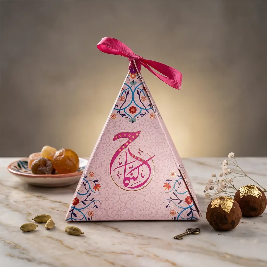 custom-pyramid-box-printing-delhi
